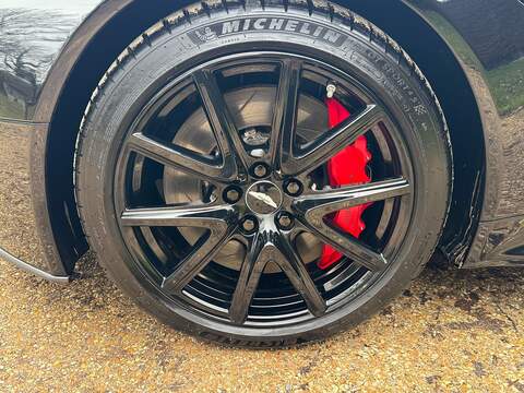 Aston Martin Vantage 4.7 V8 Roadster 2dr Petrol Sportshift II Euro 5 (420 bhp) - U10003727