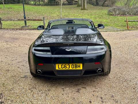 Aston Martin Vantage 4.7 V8 Roadster 2dr Petrol Sportshift II Euro 5 (420 bhp) - U10003727