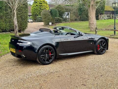 Aston Martin Vantage 4.7 V8 Roadster 2dr Petrol Sportshift II Euro 5 (420 bhp) - U10003727
