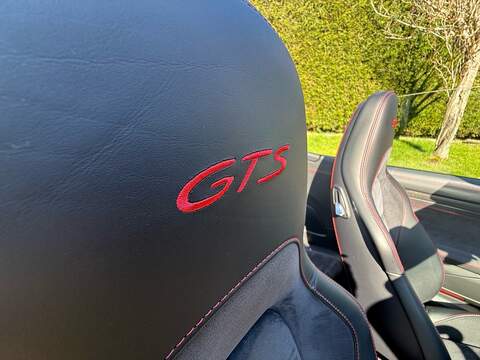 Porsche 911 3.0T 991 Carrera GTS Convertible 2dr Petrol PDK Euro 6 (s/s) (450 ps) - U10003728