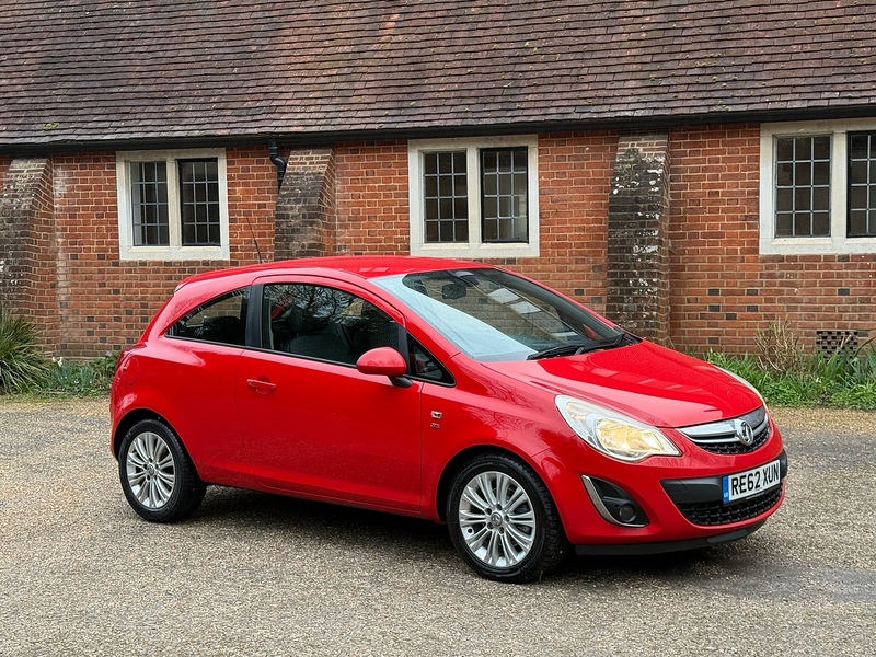 Vauxhall Corsa 1.7 CDTi ecoFLEX SE Hatchback 3dr Diesel Manual Euro 5 (130 ps) - U10003731