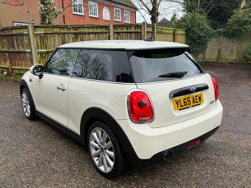 MINI Hatch 1.5 Cooper Hatchback 3dr Petrol Auto Euro 6 (s/s) (136 ps) - U10003732