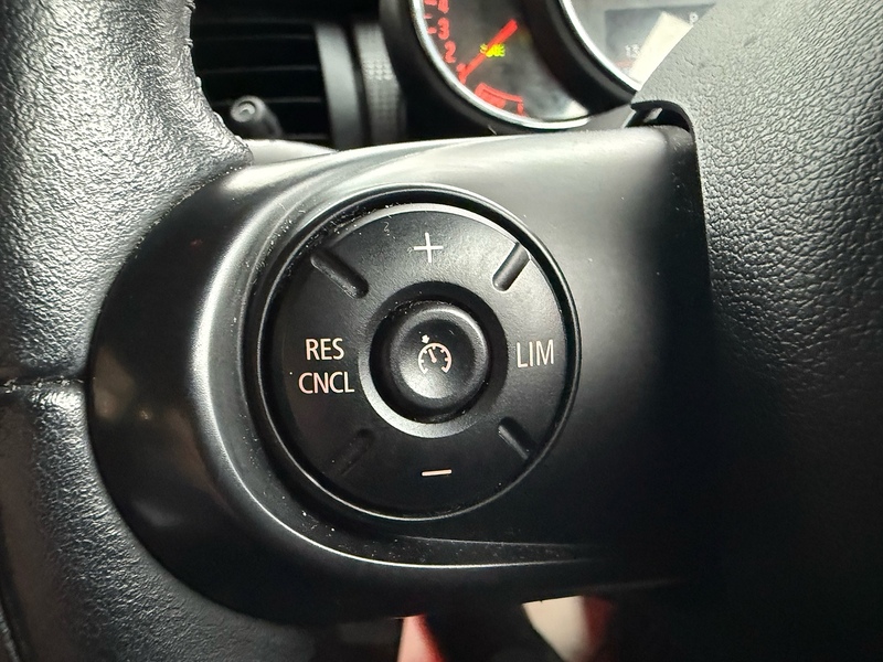 MINI Hatch 1.5 Cooper Hatchback 3dr Petrol Auto Euro 6 (s/s) (136 ps) - U10003732