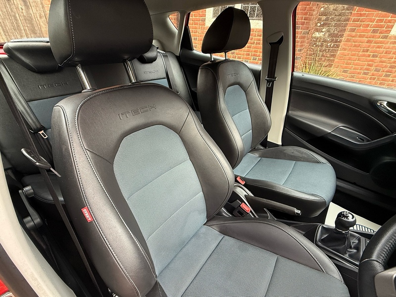 SEAT Ibiza 1.2 TSI I TECH Hatchback 5dr Petrol Manual Euro 5 (105 ps) - U10003734