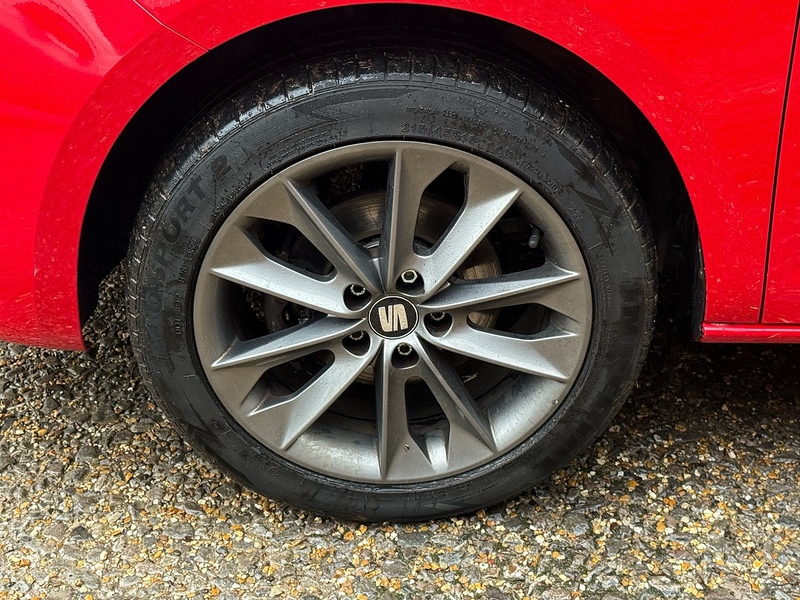 SEAT Ibiza 1.2 TSI I TECH Hatchback 5dr Petrol Manual Euro 5 (105 ps) - U10003734