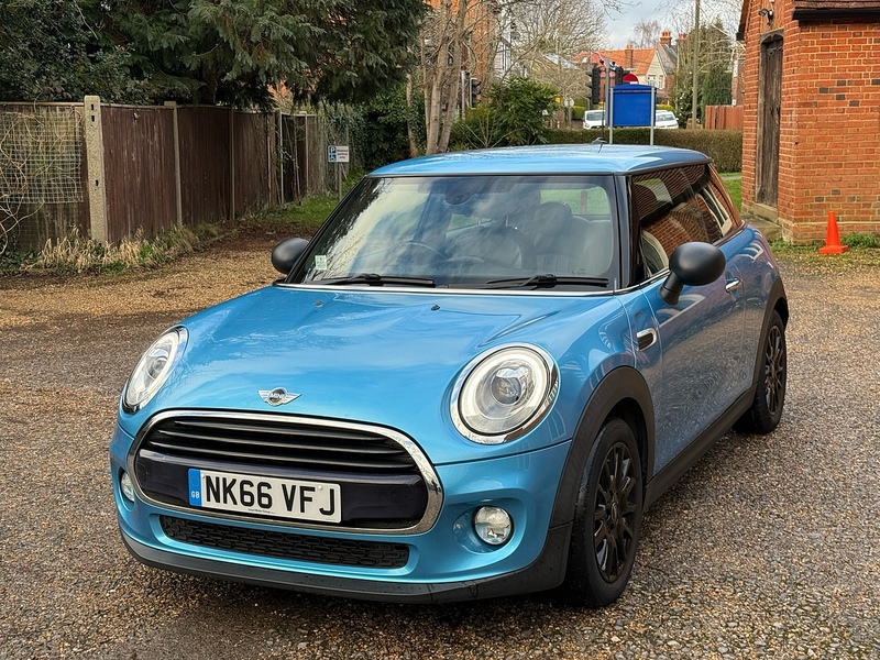MINI Hatch 1.5 Cooper Hatchback 3dr Petrol Manual Euro 6 (s/s) (136 ps) - U10003735
