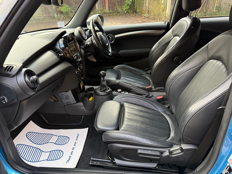 MINI Hatch 1.5 Cooper Hatchback 3dr Petrol Manual Euro 6 (s/s) (136 ps) - U10003735