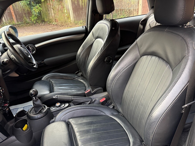 MINI Hatch 1.5 Cooper Hatchback 3dr Petrol Manual Euro 6 (s/s) (136 ps) - U10003735