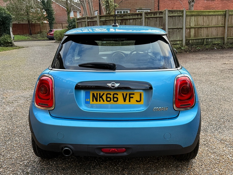 MINI Hatch 1.5 Cooper Hatchback 3dr Petrol Manual Euro 6 (s/s) (136 ps) - U10003735