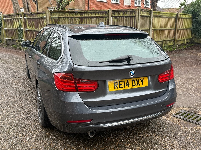 BMW 3 Series 2.0 320d Luxury Touring 5dr Diesel Manual Euro 5 (s/s) (184 ps) - U10003738