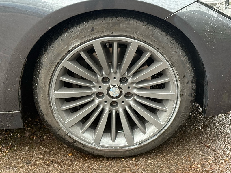 BMW 3 Series 2.0 320d Luxury Touring 5dr Diesel Manual Euro 5 (s/s) (184 ps) - U10003738