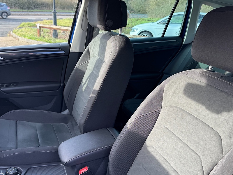 Volkswagen Tiguan 2.0 TSI SEL SUV 5dr Petrol DSG 4Motion Euro 6 (s/s) (190 ps) - U10003739