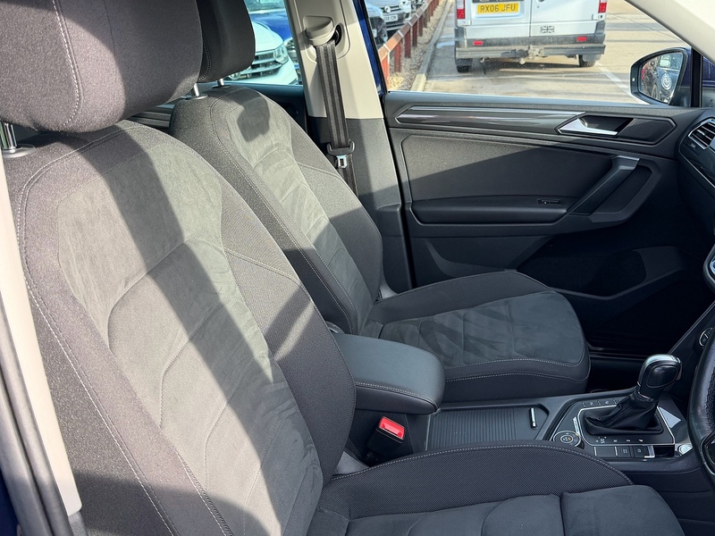 Volkswagen Tiguan 2.0 TSI SEL SUV 5dr Petrol DSG 4Motion Euro 6 (s/s) (190 ps) - U10003739