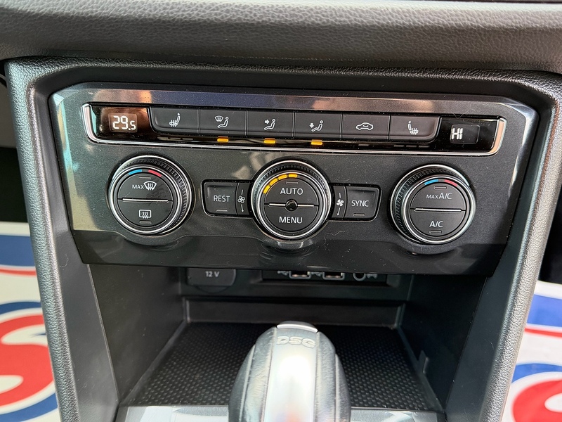 Volkswagen Tiguan 2.0 TSI SEL SUV 5dr Petrol DSG 4Motion Euro 6 (s/s) (190 ps) - U10003739