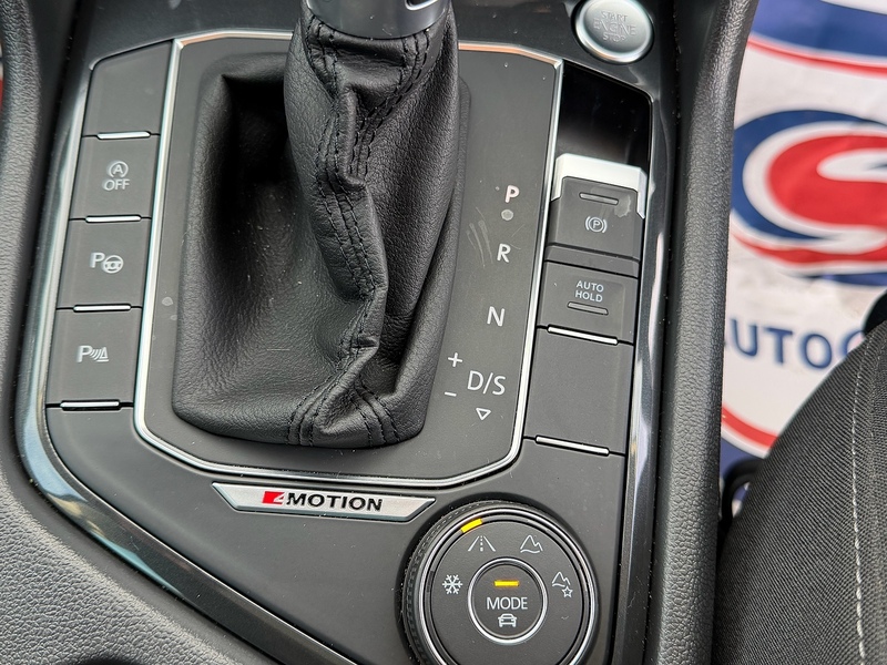 Volkswagen Tiguan 2.0 TSI SEL SUV 5dr Petrol DSG 4Motion Euro 6 (s/s) (190 ps) - U10003739