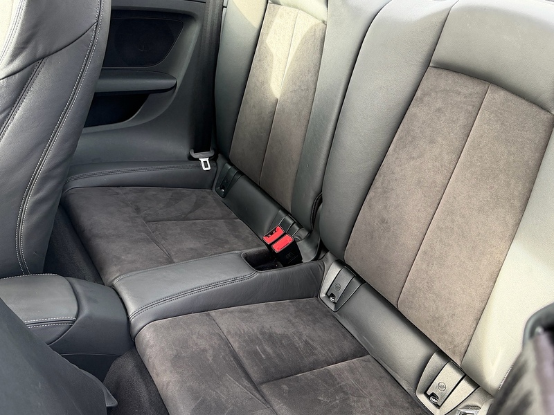 Audi TT 1.8 TFSI Black Edition Coupe 3dr Petrol S Tronic Euro 6 (s/s) (180 ps) - U10003742