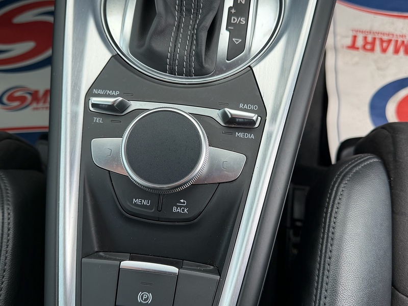 Audi TT 1.8 TFSI Black Edition Coupe 3dr Petrol S Tronic Euro 6 (s/s) (180 ps) - U10003742