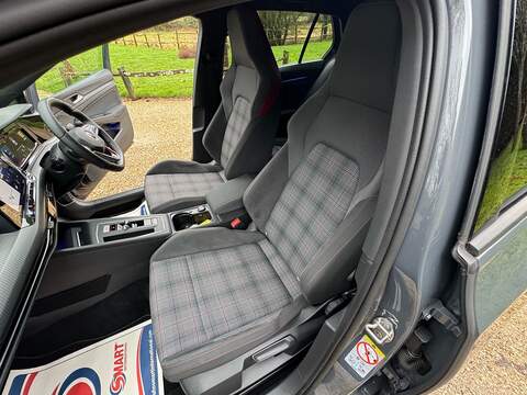 Volkswagen Golf 2.0 TSI GTI Hatchback 5dr Petrol DSG Euro 6 (s/s) (245 ps) - U10003745