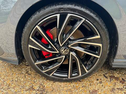 Volkswagen Golf 2.0 TSI GTI Hatchback 5dr Petrol DSG Euro 6 (s/s) (245 ps) - U10003745