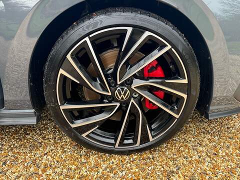 Volkswagen Golf 2.0 TSI GTI Hatchback 5dr Petrol DSG Euro 6 (s/s) (245 ps) - U10003745