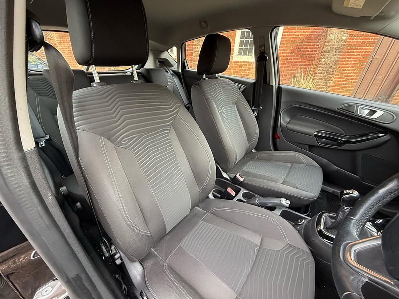 Ford Fiesta 1.25 Zetec Hatchback 5dr Petrol Manual Euro 6 (82 ps) - U10003746