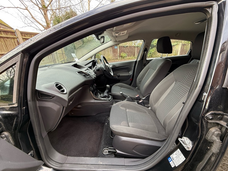 Ford Fiesta 1.25 Zetec Hatchback 5dr Petrol Manual Euro 6 (82 ps) - U10003746