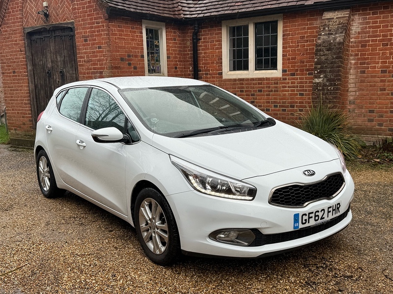 Kia Ceed 1.4 2 Euro 5 5dr - U10003747