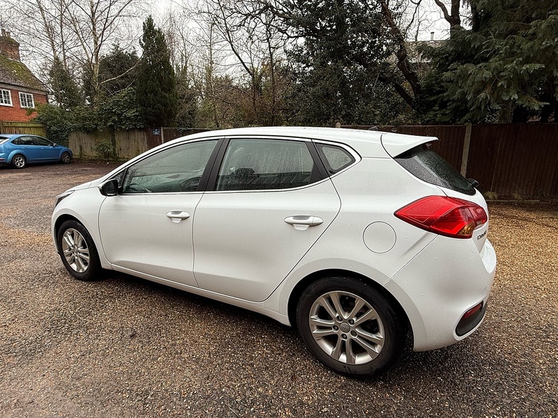 Kia Ceed 1.4 2 Euro 5 5dr - U10003747