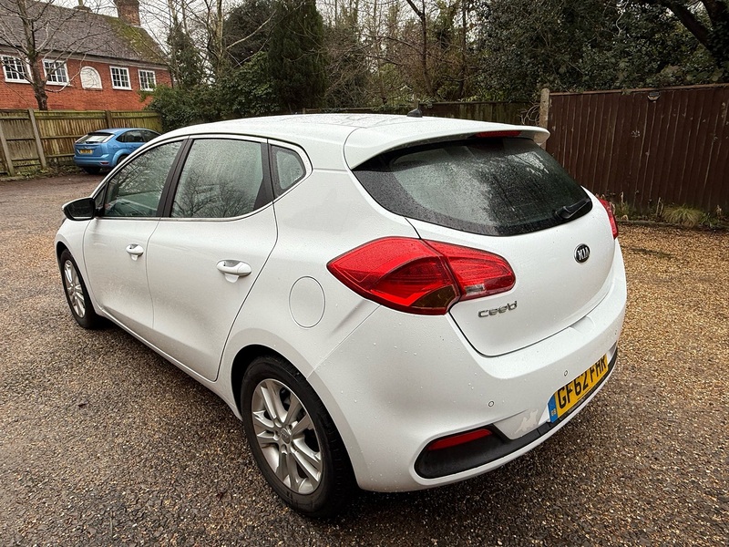 Kia Ceed 1.4 2 Euro 5 5dr - U10003747