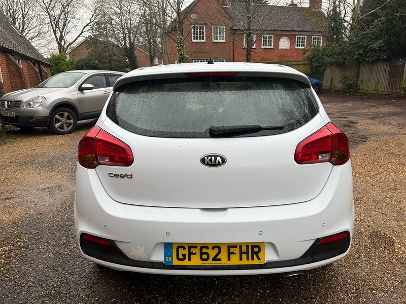 Kia Ceed 1.4 2 Euro 5 5dr - U10003747