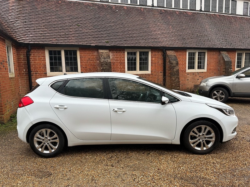 Kia Ceed 1.4 2 Euro 5 5dr - U10003747