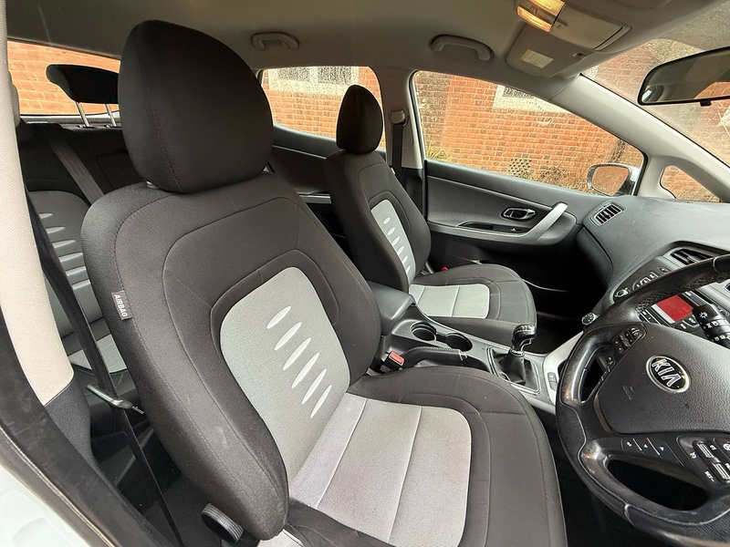 Kia Ceed 1.4 2 Euro 5 5dr - U10003747