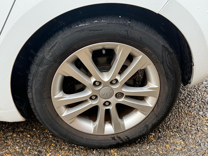 Kia Ceed 1.4 2 Euro 5 5dr - U10003747