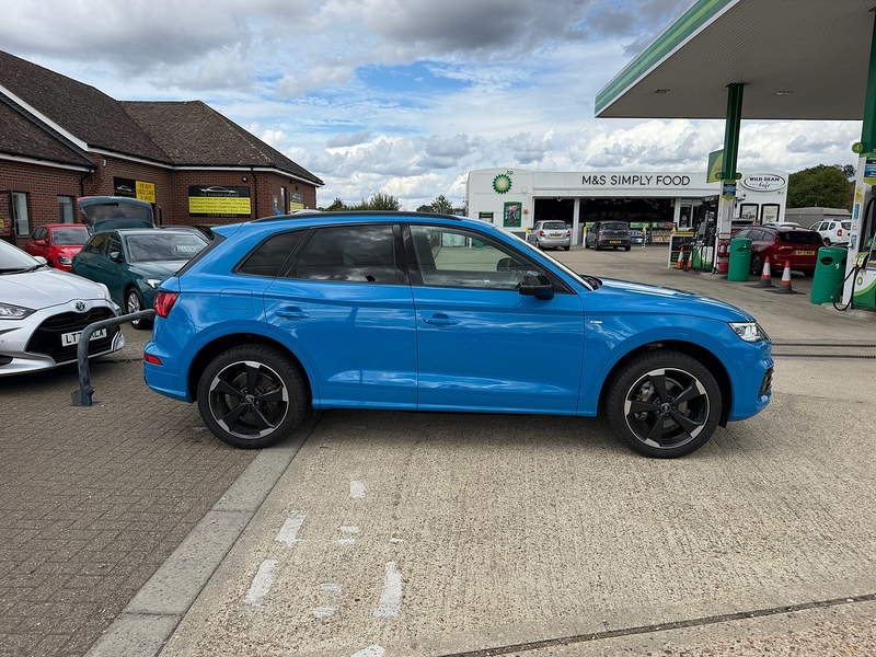 Audi Q5 2.0 TDI 40 Black Edition SUV 5dr Diesel S Tronic quattro Euro 6 (s/s) (190 ps) - U10003753