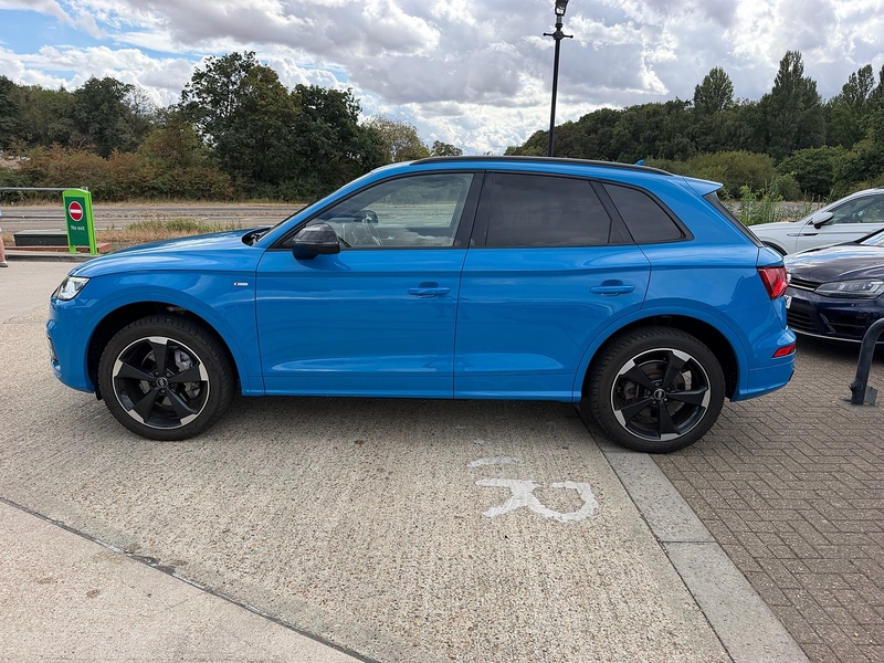 Audi Q5 2.0 TDI 40 Black Edition SUV 5dr Diesel S Tronic quattro Euro 6 (s/s) (190 ps) - U10003753