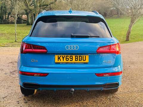 Audi Q5 2.0 TDI 40 Black Edition SUV 5dr Diesel S Tronic quattro Euro 6 (s/s) (190 ps) - U10003753