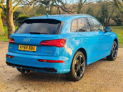 Audi Q5 2.0 TDI 40 Black Edition SUV 5dr Diesel S Tronic quattro Euro 6 (s/s) (190 ps) - U10003753