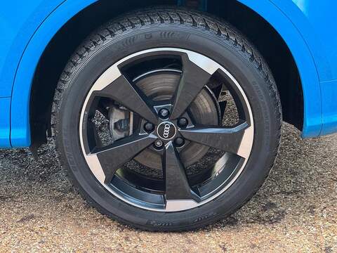 Audi Q5 2.0 TDI 40 Black Edition SUV 5dr Diesel S Tronic quattro Euro 6 (s/s) (190 ps) - U10003753