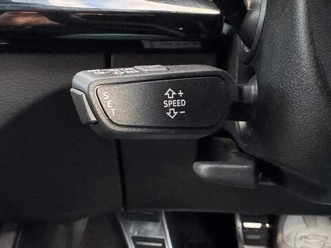 Audi Q5 2.0 TDI 40 Black Edition SUV 5dr Diesel S Tronic quattro Euro 6 (s/s) (190 ps) - U10003753