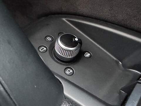 Audi Q5 2.0 TDI 40 Black Edition SUV 5dr Diesel S Tronic quattro Euro 6 (s/s) (190 ps) - U10003753