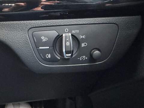 Audi Q5 2.0 TDI 40 Black Edition SUV 5dr Diesel S Tronic quattro Euro 6 (s/s) (190 ps) - U10003753