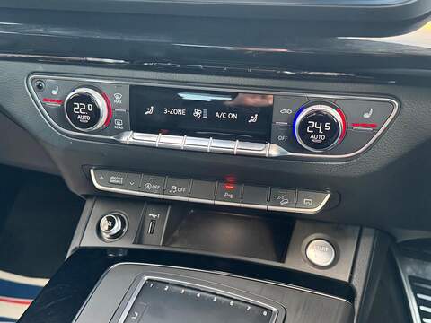 Audi Q5 2.0 TDI 40 Black Edition SUV 5dr Diesel S Tronic quattro Euro 6 (s/s) (190 ps) - U10003753