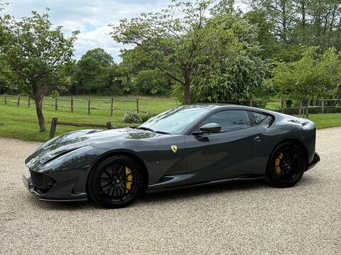 Ferrari 812 Superfast 6.5 V12 Coupe 2dr Petrol F1 DCT Euro 6 (s/s) (800 ps) - U10003754