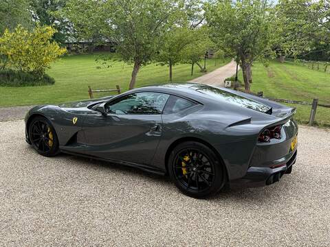 Ferrari 812 Superfast 6.5 V12 Coupe 2dr Petrol F1 DCT Euro 6 (s/s) (800 ps) - U10003754
