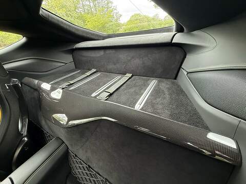 Ferrari 812 Superfast 6.5 V12 Coupe 2dr Petrol F1 DCT Euro 6 (s/s) (800 ps) - U10003754