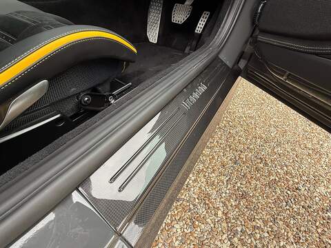 Ferrari 812 Superfast 6.5 V12 Coupe 2dr Petrol F1 DCT Euro 6 (s/s) (800 ps) - U10003754