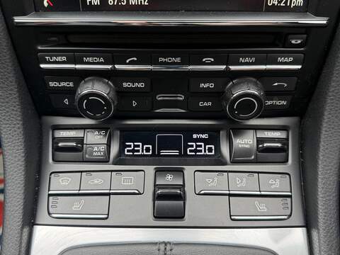 Porsche Cayman 3.4 981 S Coupe 2dr Petrol Manual Euro 5 (s/s) (325 ps) - U10003755
