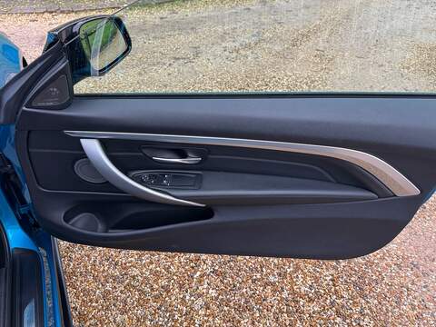 BMW 4 Series 3.0 440i M Sport Coupe 2dr Petrol Auto Euro 6 (s/s) (326 ps) - U10003759