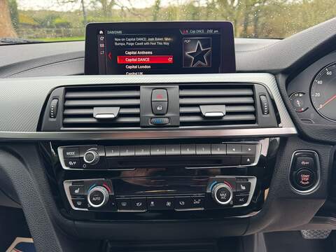 BMW 4 Series 3.0 440i M Sport Coupe 2dr Petrol Auto Euro 6 (s/s) (326 ps) - U10003759