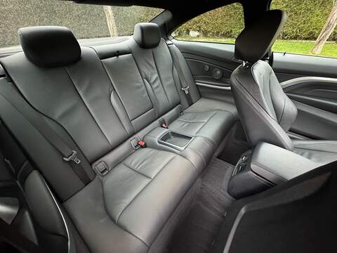 BMW 4 Series 3.0 440i M Sport Coupe 2dr Petrol Auto Euro 6 (s/s) (326 ps) - U10003759